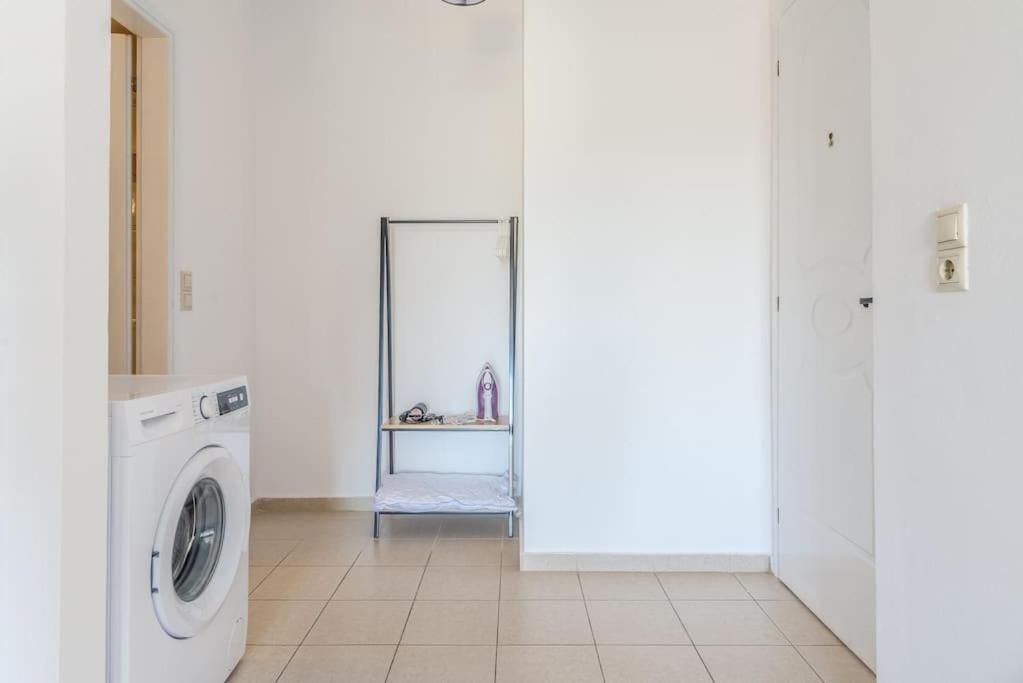 Urban Apt Next University 9 Heraklion  Bagian luar foto