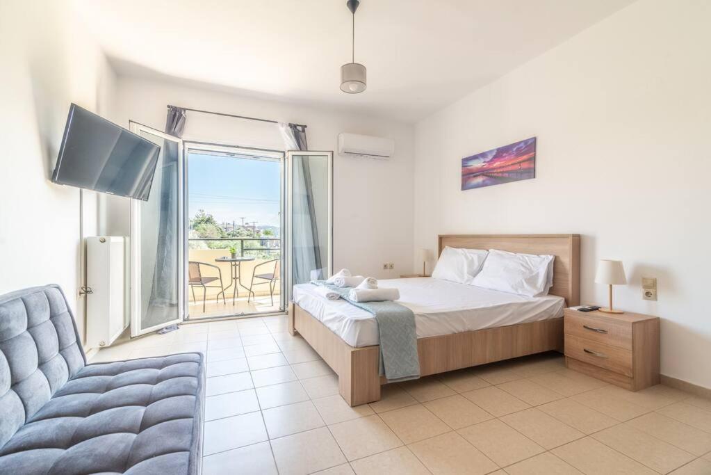 Urban Apt Next University 9 Heraklion  Bagian luar foto