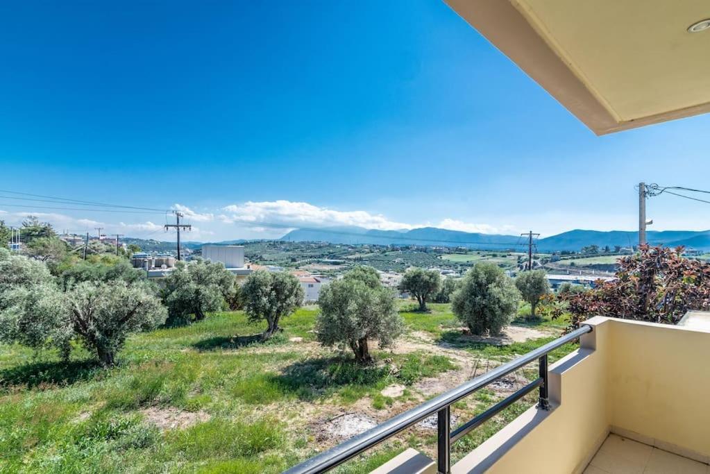 Urban Apt Next University 9 Heraklion  Bagian luar foto