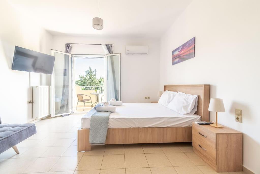 Urban Apt Next University 9 Heraklion  Bagian luar foto